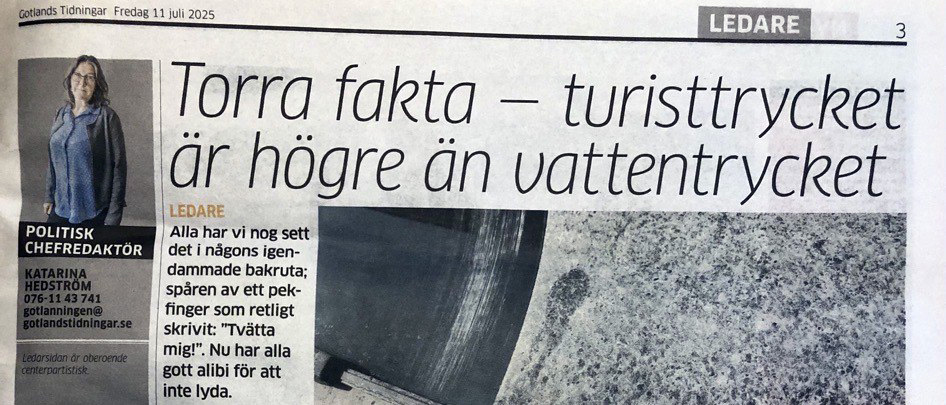 Urklipp från ledarspalten med rubriken "Torra fakta - turisttrycket är högre än vattentrycket"